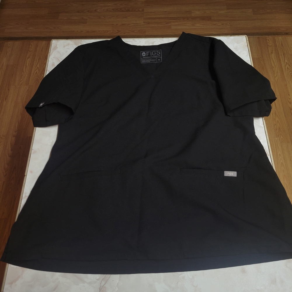 FIGS Casma Scrub Top Black XL Women’s Medical Scrubs